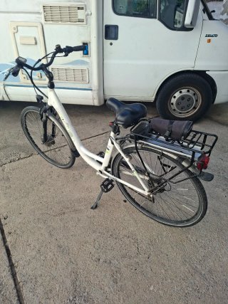Bicicleta eléctrica urbana sin batería