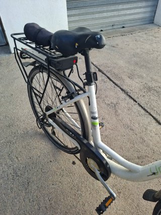 Bicicleta eléctrica urbana sin batería