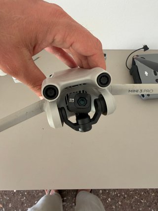 Drone DJI Mini 3 Pro con mando