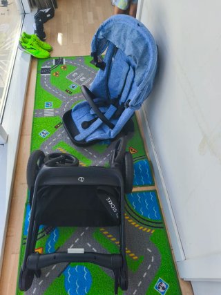 Silla Stokke Beat + capazo + plástico + vaso
