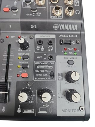 Mesa de Sonido Yamaha AG03MK2 Negra