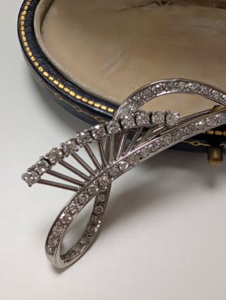 Broche antiguo oro y diamantes