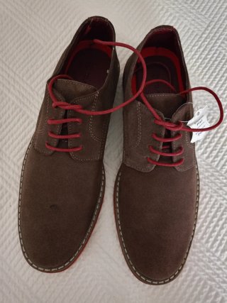 Zapatos de Hombre de Ante Marrón.
