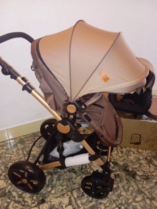 Carrito de bebé y silla coche nuevo
