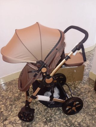 Carrito de bebé y silla coche nuevo