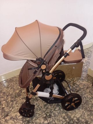 Carrito de bebé y silla coche nuevo