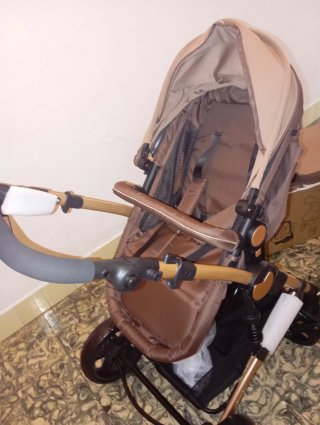 Carrito de bebé y silla coche nuevo