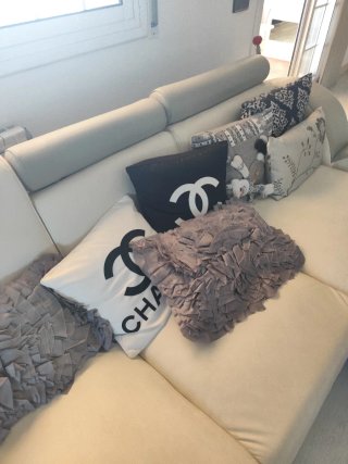 Sofá Seccional Cuero Blanco y Gris