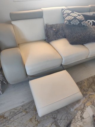 Sofá Seccional Cuero Blanco y Gris