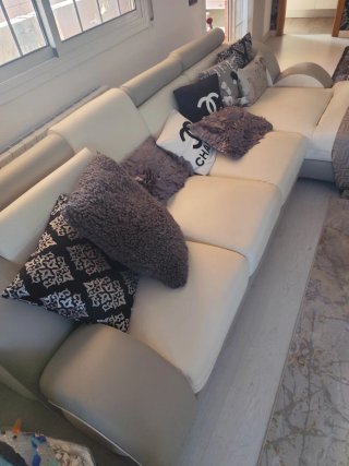 Sofá Seccional Cuero Blanco y Gris