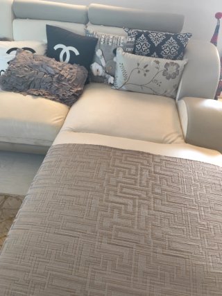 Sofá Seccional Cuero Blanco y Gris