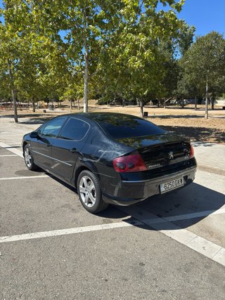 Peugeot 407