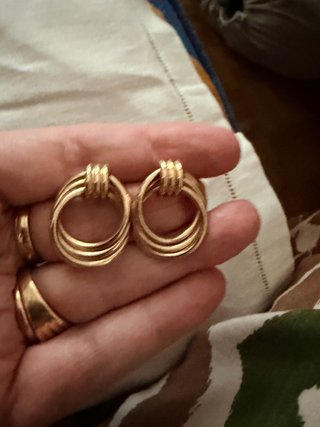 Pendientes dorados aro triple