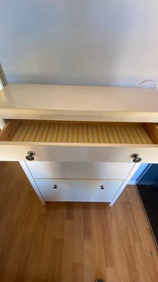 Mueble zapatero blanco de madera