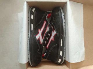 Scarpe antinfortunistiche U-Power nere e rosse