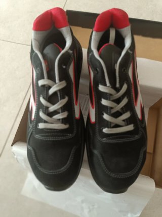 Scarpe antinfortunistiche U-Power nere e rosse