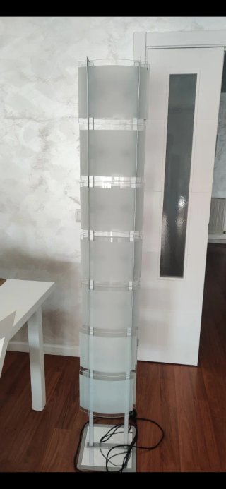 Lámpara de pie halógena