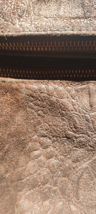 Bolso de cuero marrón