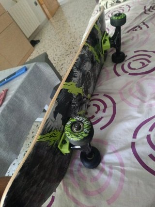 Skate Oxelo Lobo y Bosque