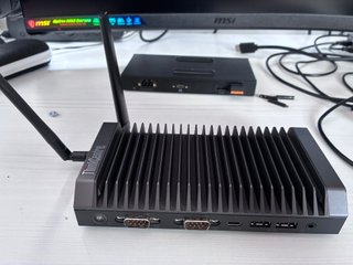 Mini PC Lenovo ThinkCentre Nano IoT + IOBOX