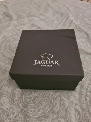 Reloj Jaguar Dorado y Negro Mod J854/3