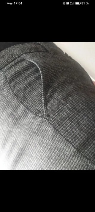 Pantalón gris