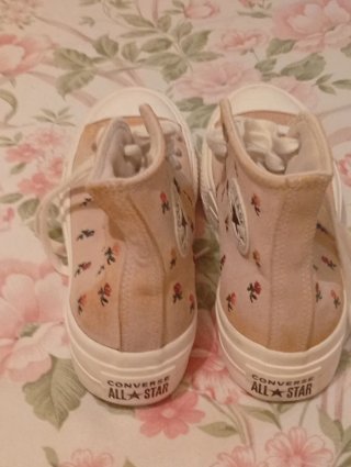 Converse All Star Talla 35 Flores