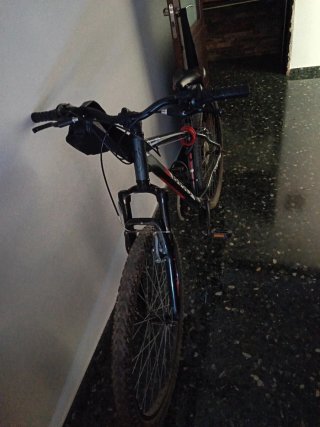 Bicicleta de Montaña B-PRO (Perfecto Estado)