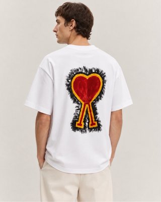 Camiseta AMI Paris con logo corazón