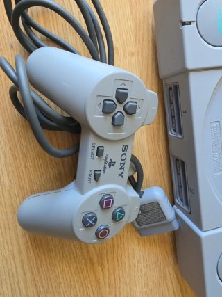 Consola PS1 NTSC Japón 220V Gris