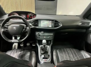 Peugeot 308 2016