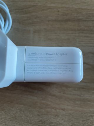 Cargador Apple USB-C para Mac