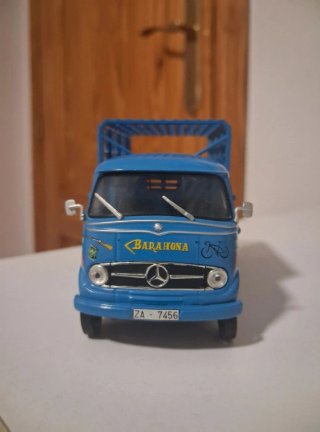 Lote 3 furgonetas escala 1/43
