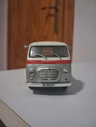 Lote 3 furgonetas escala 1/43