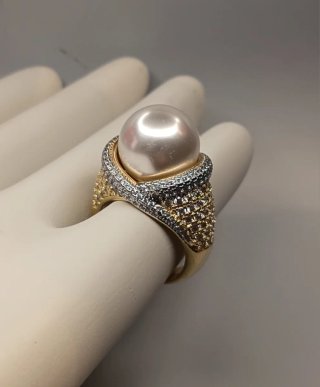 Anillo Emperatriz Acero Inox aleado y Perla Grande