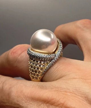 Anillo Emperatriz Acero Inox aleado y Perla Grande