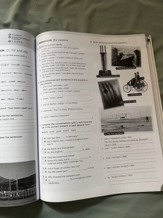 English File 5th Edition A2/B1. Student's Book .