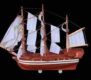 Modellino HMS Victory 1805 in bacheca