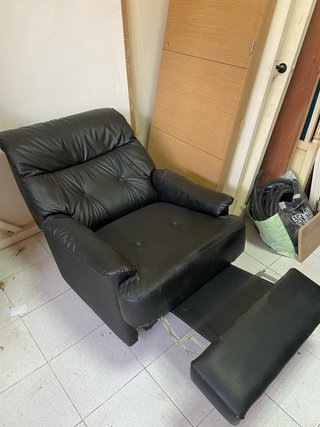 Sillón reclinable polipiel negro