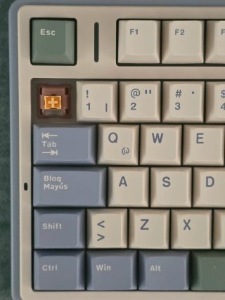 Teclado Mecánico Aula F75 ISO-ES
