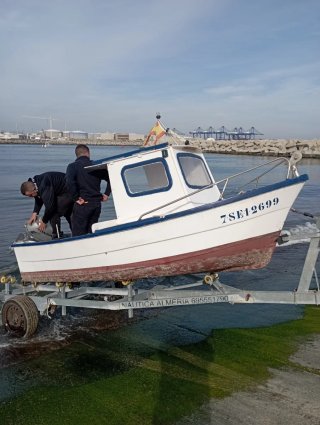 Barco pesca 7SE12699