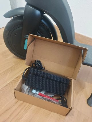 Monopattini Elettrici Cecotec poco usati
