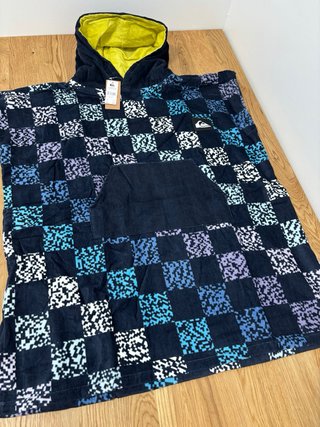 Poncho Niño Quiksilver
