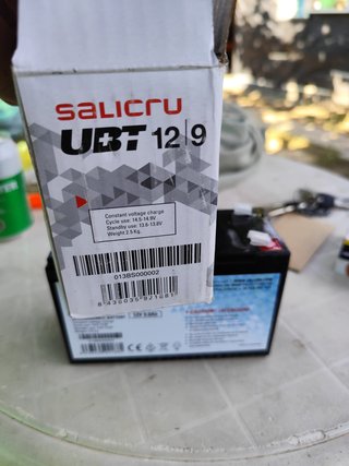 Batería Salicru UBT 12V 9Ah