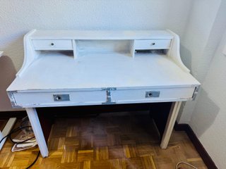 Escritorio madera blanco 1.2m x 65cm.