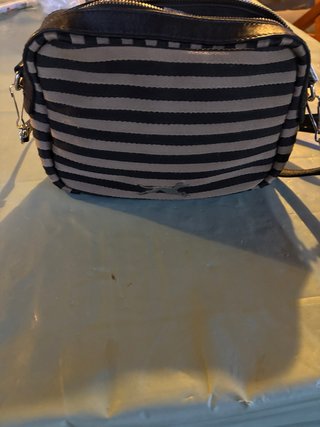 Bolso Bimba y Lola Rayas Beige y Negro
