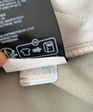 Chaqueta The North Face con capucha nueva