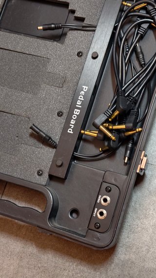 Pedalera Harley Benton PB5 y pedal flanger