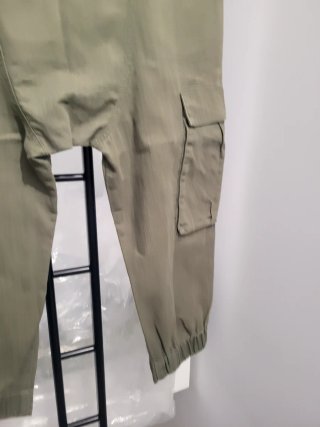Pull&Bear Pantalones Cargo Verde Talla S