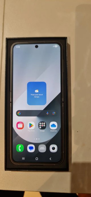 Samsung Galaxy Z Flip6 12GB 256GB